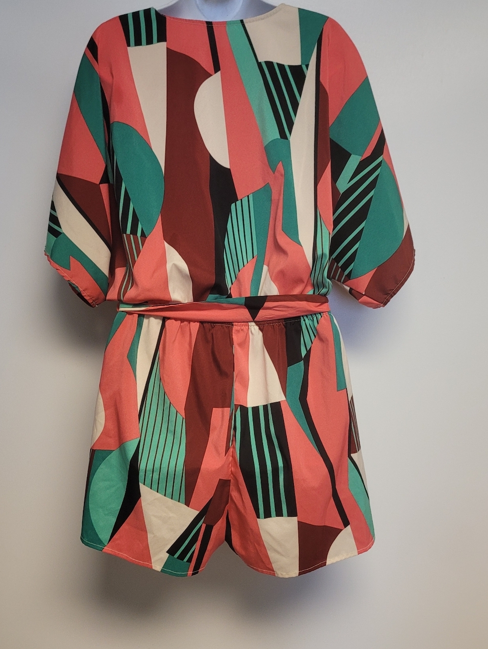 CupsheWomen's Abstract Geo Dolmanin Sleeve Belted Romper Shorts M - Picture 8 of 11